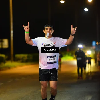 Runner Photo 7740541