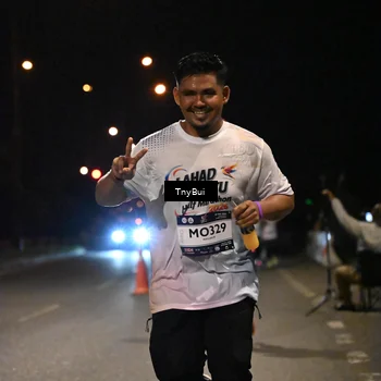 Runner Photo 7740547