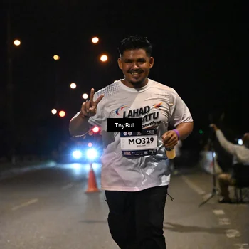 Runner Photo 7740548