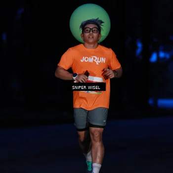 Runner Photo 7740551
