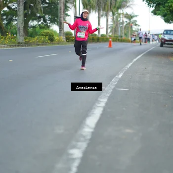 Runner Photo 7740552