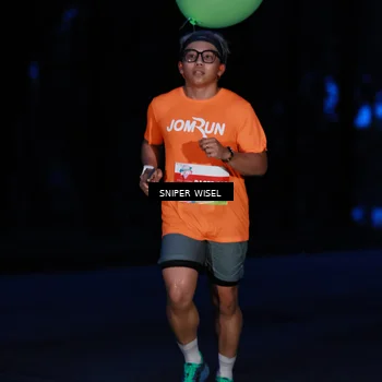 Runner Photo 7740597