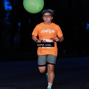 Runner Photo 7740598