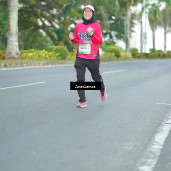 Runner Photo 7740619