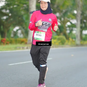 Runner Photo 7740632