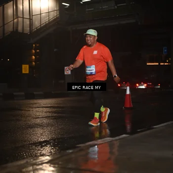 Runner Photo 7740641