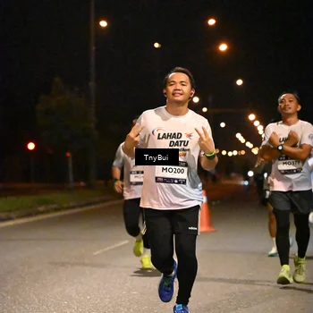Runner Photo 7740646
