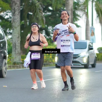 Runner Photo 7740651
