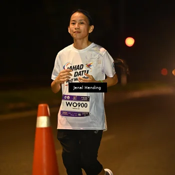 Runner Photo 7740665