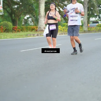 Runner Photo 7740675