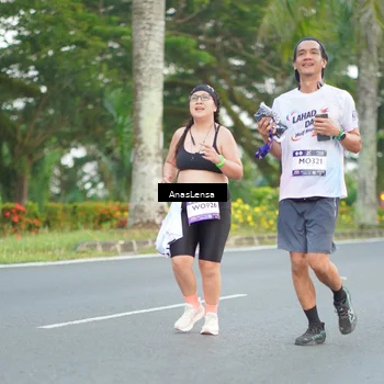 Runner Photo 7740676