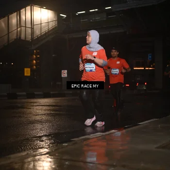 Runner Photo 7740679