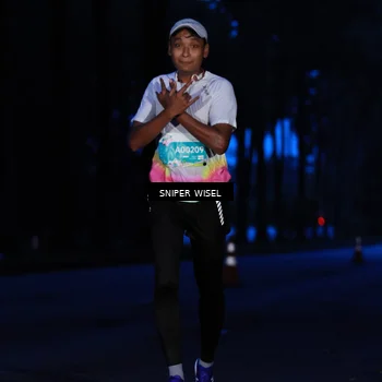 Runner Photo 7740703