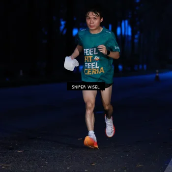 Runner Photo 7740731
