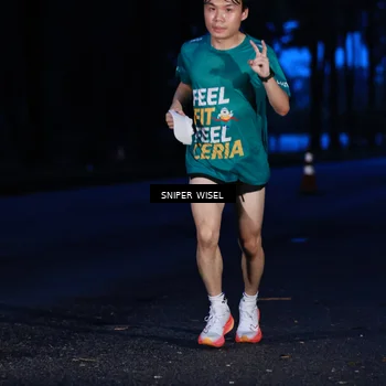 Runner Photo 7740758