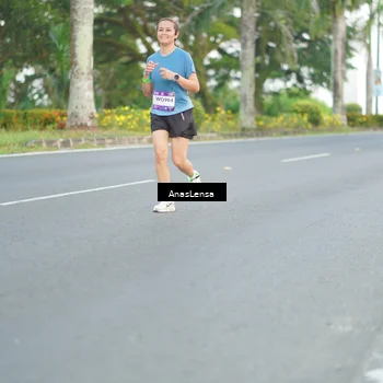 Runner Photo 7740800