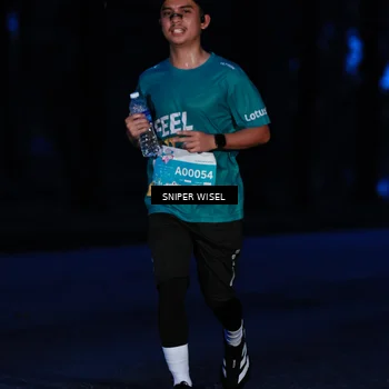 Runner Photo 7740823
