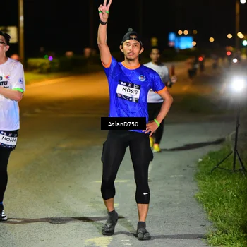 Runner Photo 7740824