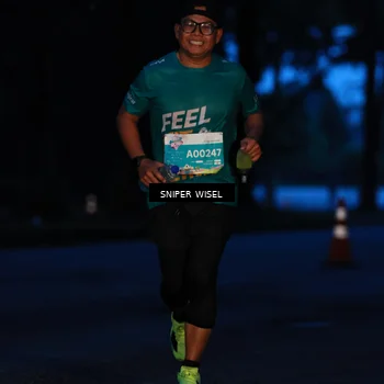 Runner Photo 7740852