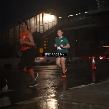 Runner Photo 7740855