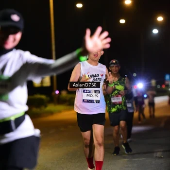 Runner Photo 7740865