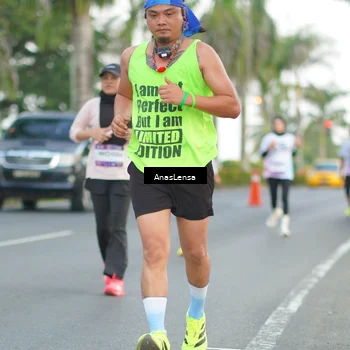 Runner Photo 7740902