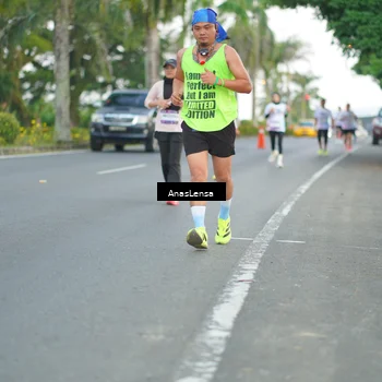 Runner Photo 7740904