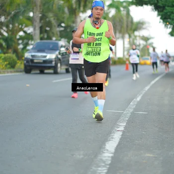 Runner Photo 7740909