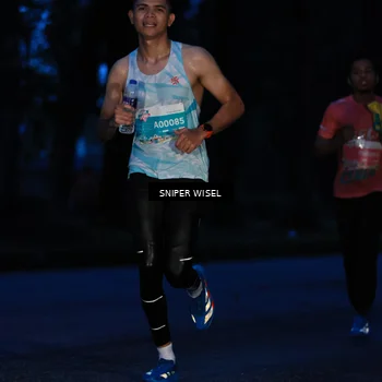 Runner Photo 7740923