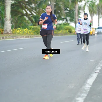 Runner Photo 7740937