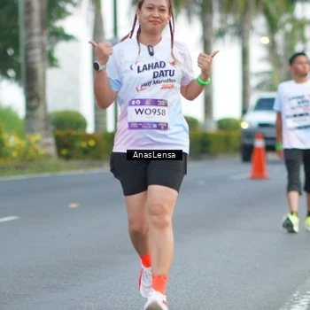 Runner Photo 7740949