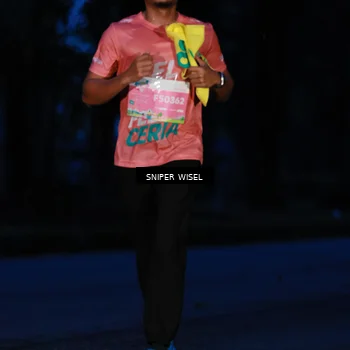 Runner Photo 7740952