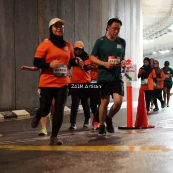 Runner Photo 7740958