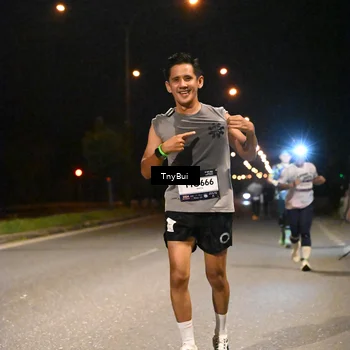 Runner Photo 7740966