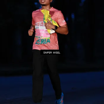 Runner Photo 7740975