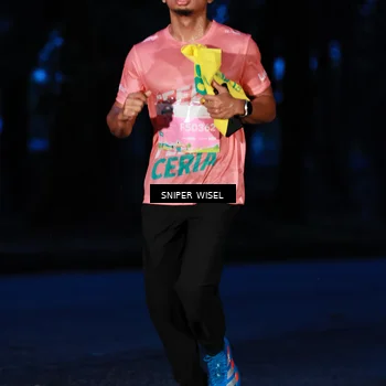 Runner Photo 7740989