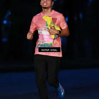 Runner Photo 7740993