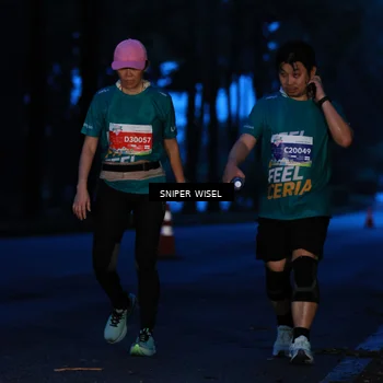 Runner Photo 7740997