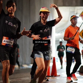 Runner Photo 7741006