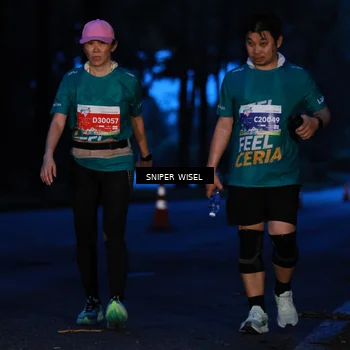Runner Photo 7741011