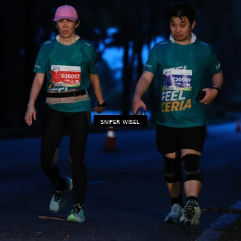 Runner Photo 7741017