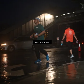 Runner Photo 7741022