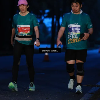 Runner Photo 7741031