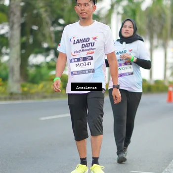 Runner Photo 7741032