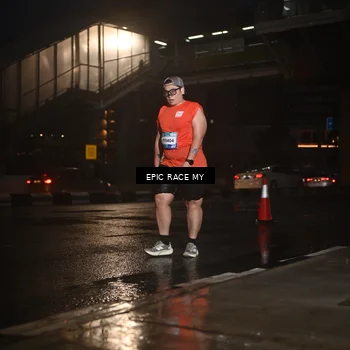 Runner Photo 7741037