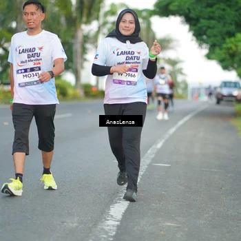 Runner Photo 7741043
