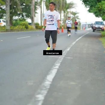 Runner Photo 7741045