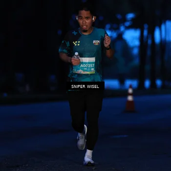 Runner Photo 7741047