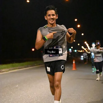Runner Photo 7741049
