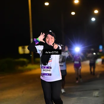 Runner Photo 7741050